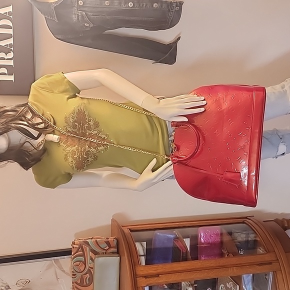 Louis Vuitton Monogram Vernis Alma GM (Rose pop color) - Picture 16 of 16